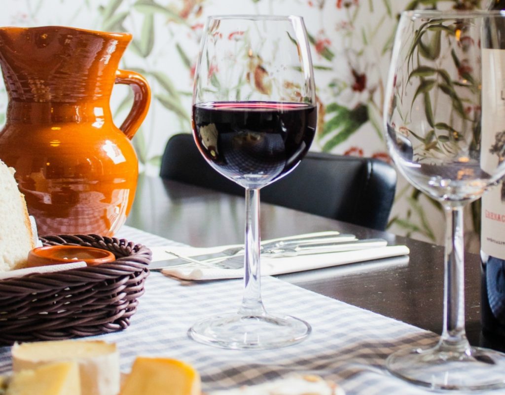 Red Wine Delivery Los Angeles – Best Same Day Service